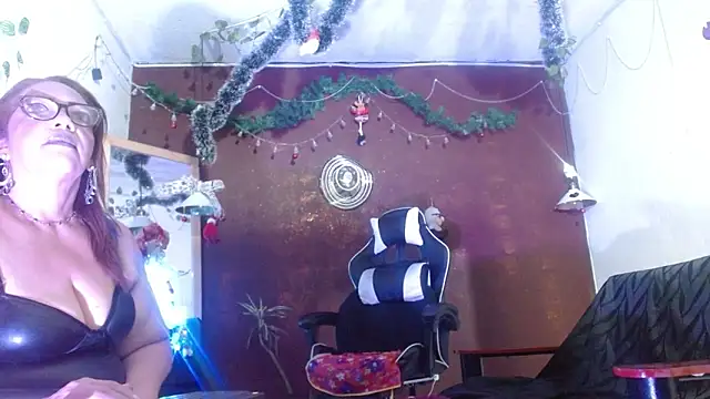 Snapshot of PervertedMature chatting on 11/20/25, 09:09 PervertedMature online show from 11/20/25, 09:09