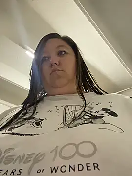 Snapshot of Chloee_ep chatting on 09/24/25, 10:57 Chloee ep online show from 09/24/25, 10:57