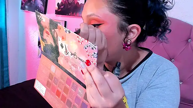 Mila nixon02 online show from 12/02/25, 05:19