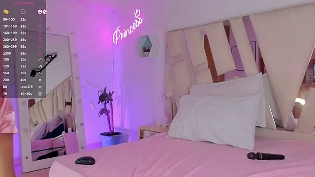 Snapshot of EthanCollens chatting on 11/27/25, 10:23 EthanCollens online show from 11/27/25, 10:23