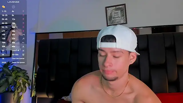 JadeSmiith  online show from 11/21/25, 10:41