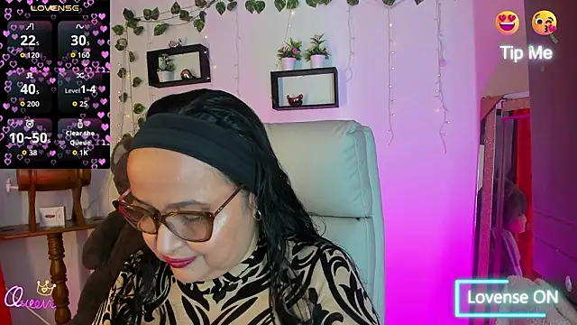Snapshot of Gia_Nahomi chatting on 02/19/26, 11:01 Gia Nahomi online show from 02/19/26, 11:01