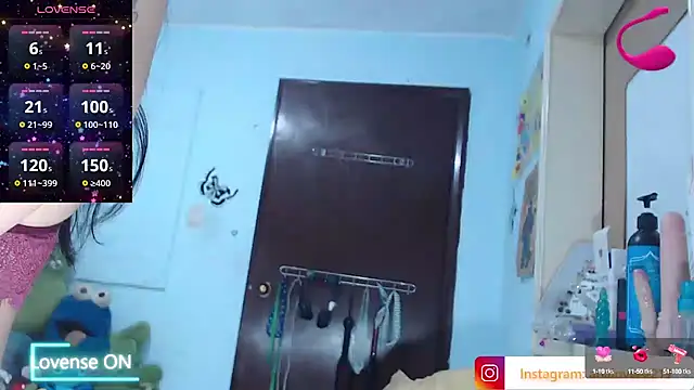 Snapshot of ana_studio chatting on 09/30/25, 02:05 ana studio online show from 09/30/25, 02:05