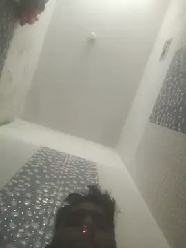 Snapshot of loganwollf chatting on 02/28/25, 04:21 loganwollf online show from 02/28/25, 04:21