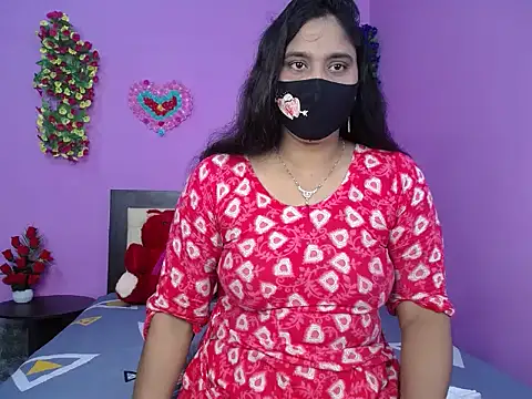 Hot Maleka online show from 10/31/25, 02:34