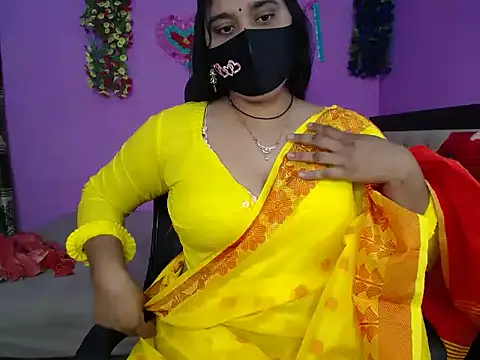 Hot Maleka online show from 12/23/25, 01:58