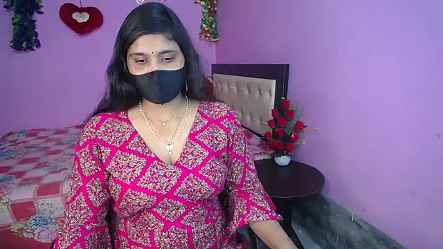 Hot Maleka online show from 06/03/26, 05:07