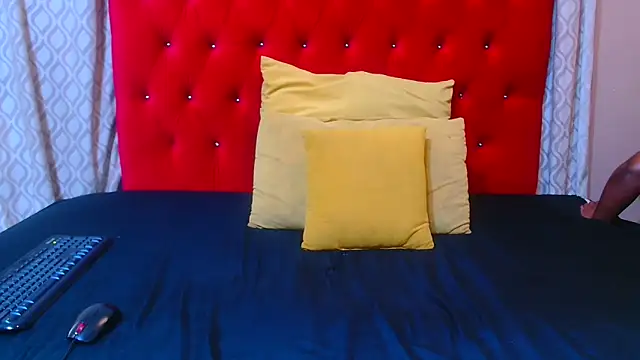 sexychocolatbox10 online show from 11/14/25, 06:12