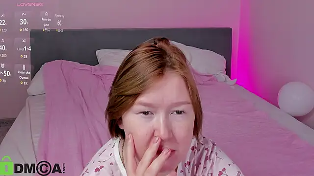 Snapshot of Sara_Robinson chatting on 11/15/25, 03:04 Sara Robinson online show from 11/15/25, 03:04