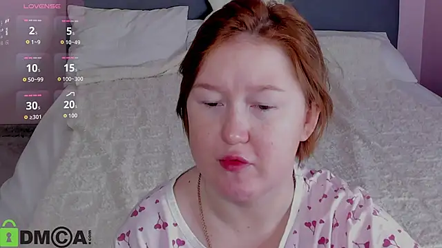 Snapshot of Sara_Robinson chatting on 11/18/25, 03:01 Sara Robinson online show from 11/18/25, 03:01