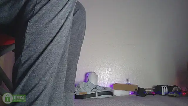 Snapshot of SlammyDjr chatting on 02/17/25, 05:53 SlammyDjr online show from 02/17/25, 05:53