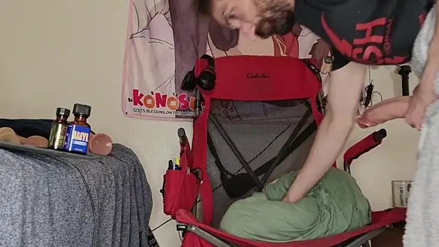 Snapshot of SlammyDjr chatting on 11/16/25, 02:22 SlammyDjr online show from 11/16/25, 02:22