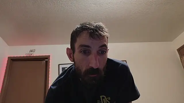 Snapshot of SlammyDjr chatting on 11/29/25, 11:41 SlammyDjr online show from 11/29/25, 11:41