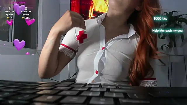 emily palmeer online show from 10/28/25, 09:57