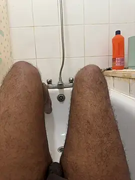 Snapshot of Rahul_sub chatting on 12/23/24, 08:33 Rahul sub online show from 12/23/24, 08:33