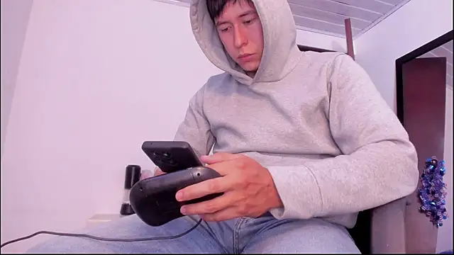 setsuna10 online show from 09/25/25, 07:50