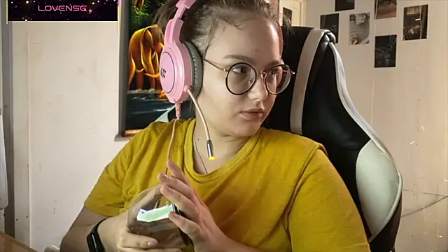 JacyWinslat online show from 10/15/25, 12:38