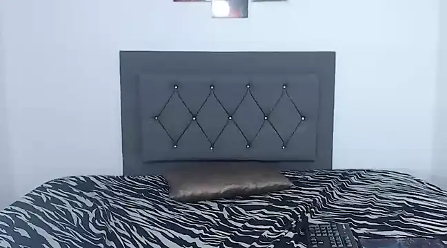 stefidolllatina online show from 12/27/24, 01:22