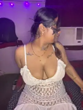 Snapshot of sexy-bu chatting on 11/17/25, 08:58 sexy-bu online show from 11/17/25, 08:58