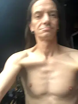 Snapshot of Sunking13cm chatting on 10/23/25, 01:32 Sunking13cm online show from 10/23/25, 01:32