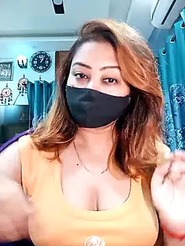 Snapshot of Cute-mona chatting on 11/22/25, 07:35 Cute-mona online show from 11/22/25, 07:35