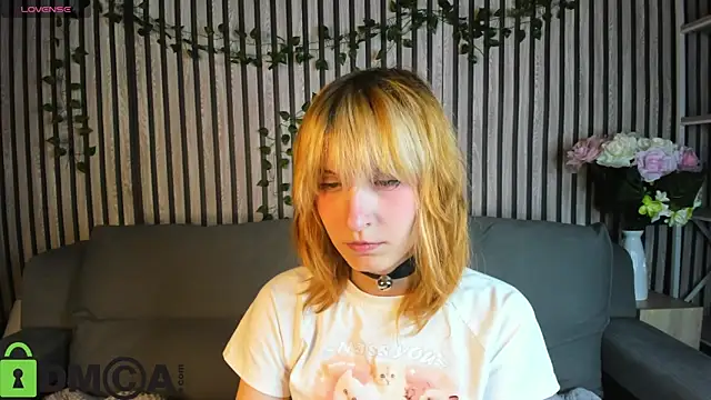 Little Chips online show from 10/25/25, 05:08