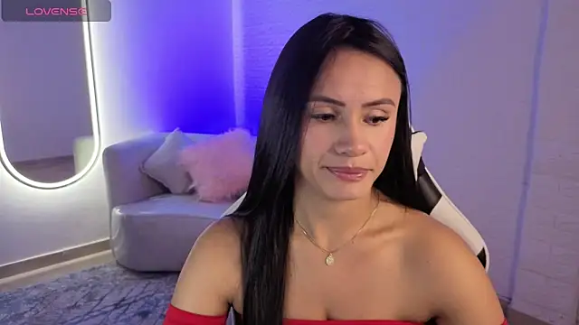 Snapshot of allison_a1 chatting on 11/07/25, 03:28 allison a1 online show from 11/07/25, 03:28