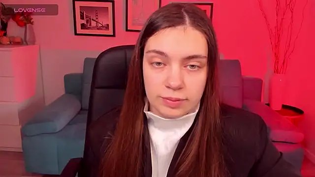 Snapshot of DaniellaLovely chatting on 12/04/25, 07:06 DaniellaLovely online show from 12/04/25, 07:06