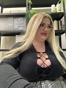 VladaWhite online show from 01/04/25, 05:37