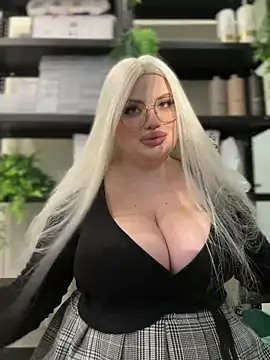 VladaWhite online show from 02/06/25, 03:27