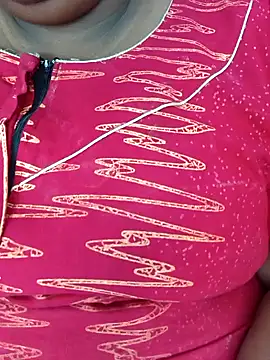 Snapshot of kavinila20 chatting on 09/24/25, 11:02 kavinila20 online show from 09/24/25, 11:02