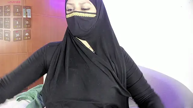 Snapshot of zully_01 chatting on 01/11/26, 01:38 zully 01 online show from 01/11/26, 01:38