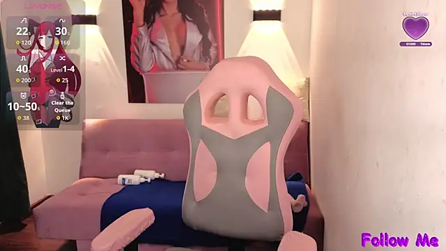 Snapshot of vittorialombardi__ chatting on 11/13/25, 08:02 vittorialombardi online show from 11/13/25, 08:02