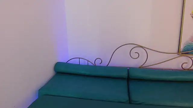 Dulcetorres  online show from 12/13/24, 01:12