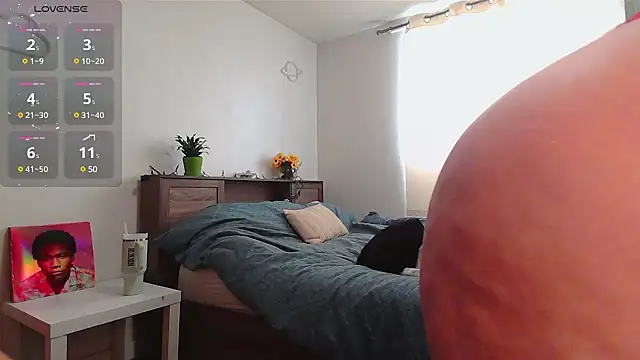 Kittyymaze1 online show from 12/10/24, 04:49