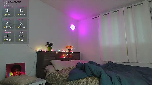 Kittyymaze1 online show from 12/11/24, 01:17