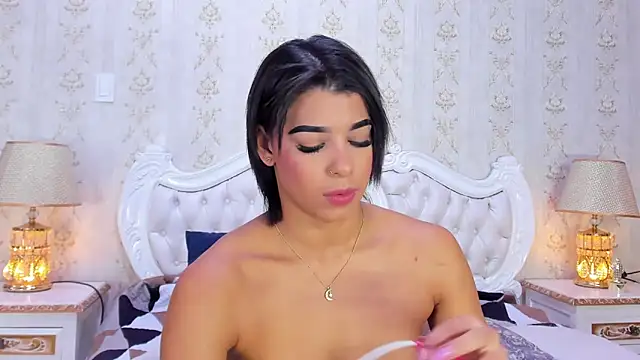 TiaraRosse online show from 01/15/25, 01:52
