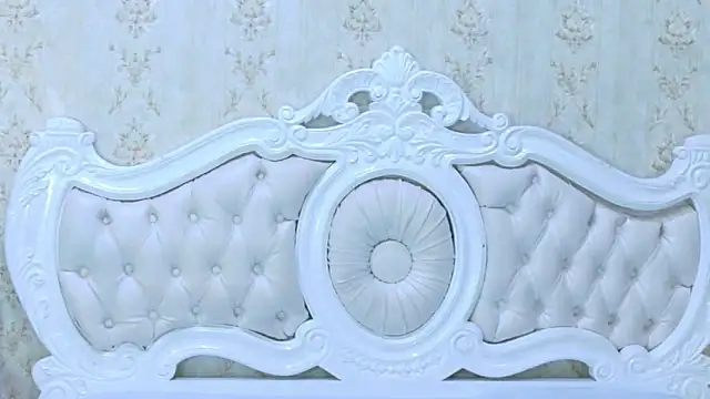 TiaraRosse online show from 12/02/25, 12:21