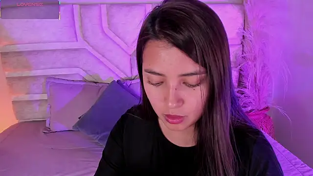 Rebeca Williams  online show from 11/11/25, 11:38