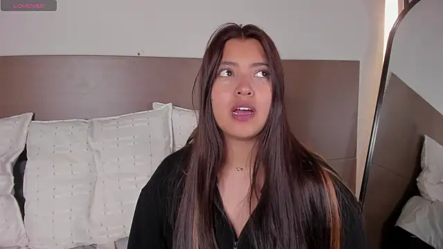 Rebeca Williams  online show from 06/03/26, 10:40