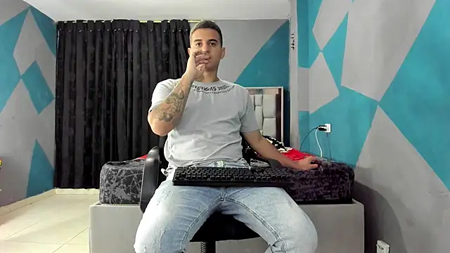 simookeler online show from 02/20/25, 02:40