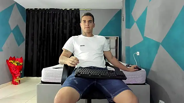 simookeler online show from 02/28/25, 06:54