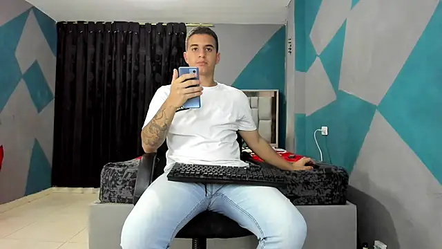 simookeler online show from 03/16/25, 09:05