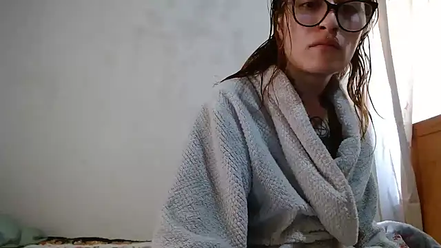 kittenlizz online show from 02/01/25, 05:47
