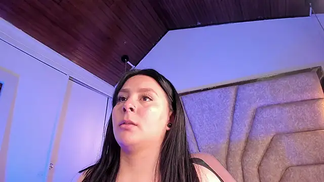 EmaJames25 online show from 11/14/25, 07:45