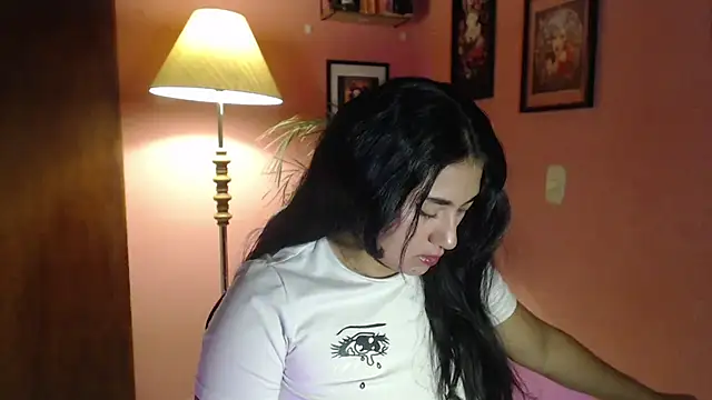 Snapshot of bunnyemilyrose36 chatting on 06/25/26, 08:08 bunnyemilyrose36 online show from 06/25/26, 08:08