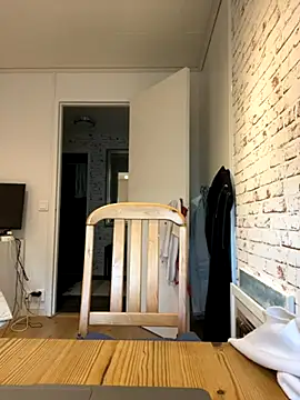 Gaby pinheirO online show from 10/20/25, 08:59