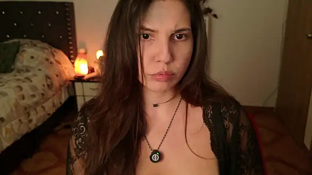 Snapshot of Sigrid- chatting on 03/10/26, 01:21 Sigrid- online show from 03/10/26, 01:21