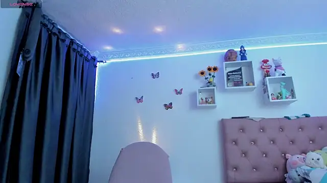 Snapshot of Soffy-brooks chatting on 05/18/26, 01:35 Soffy-brooks online show from 05/18/26, 01:35