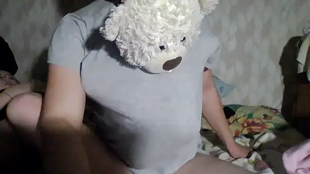 Snapshot of drimdin23 chatting on 12/10/24, 11:30 drimdin23 online show from 12/10/24, 11:30